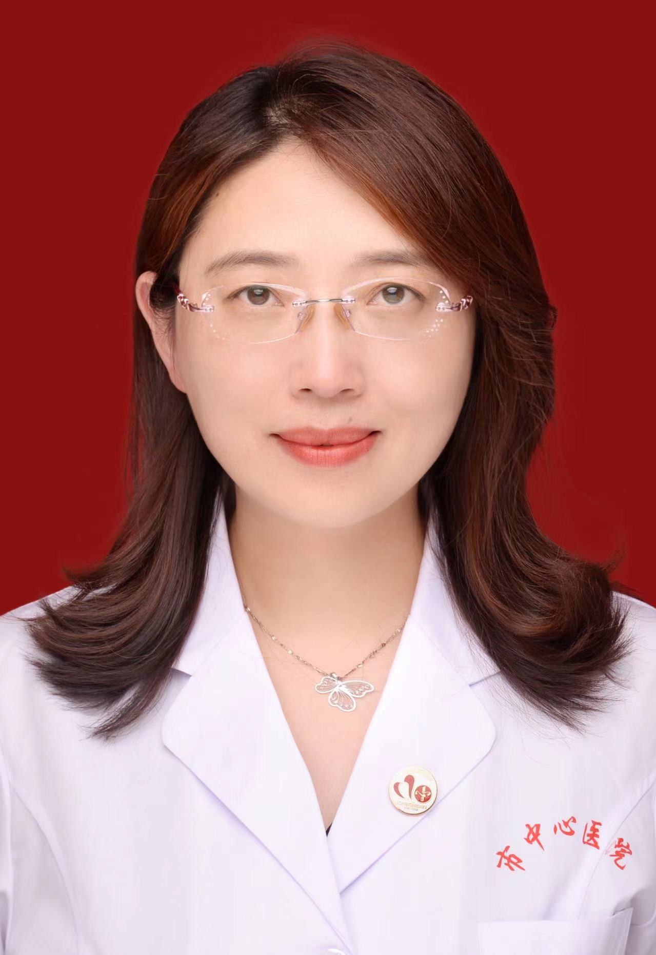 周菲